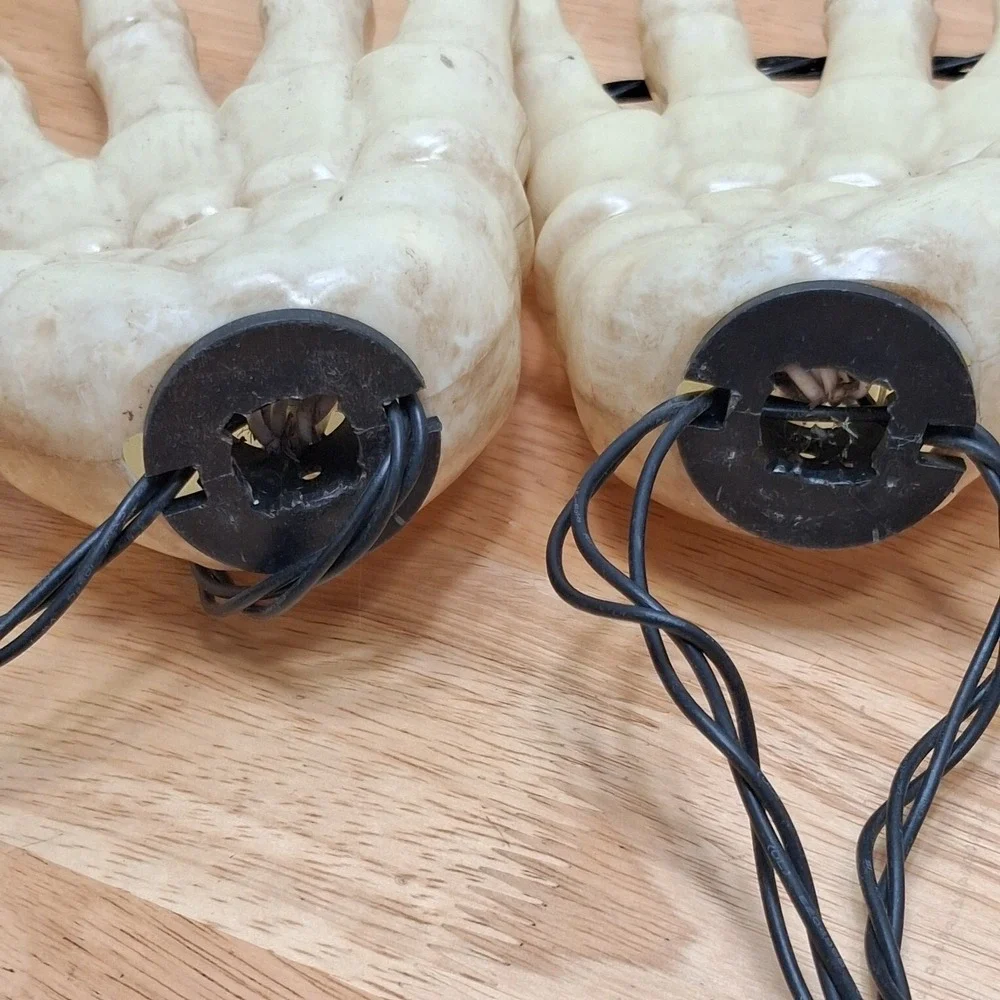 Halloween Blow Mold Skeleton Hands String Light Life Spooky Decor Indoor/Outdoor